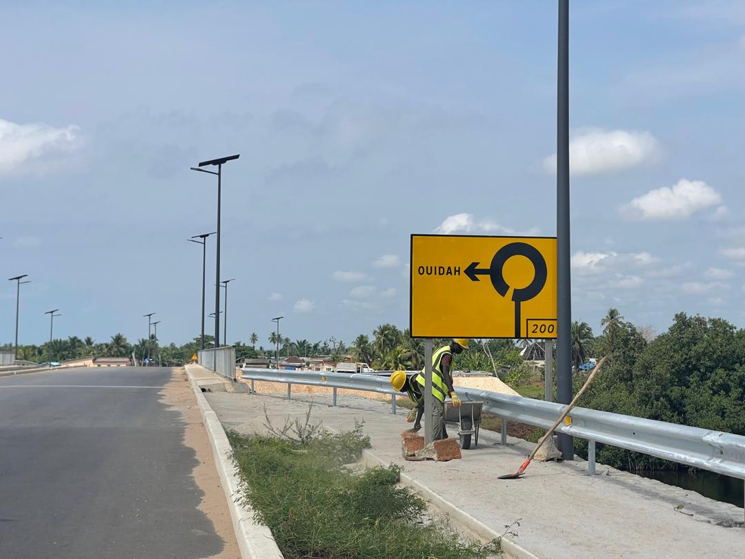 TERRAINS TITRÉS À 500 M DU PONT AVLÉKÉTÉ 🏝️